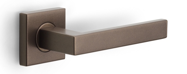 BSQ2 - sprung lever handle on rose bronze