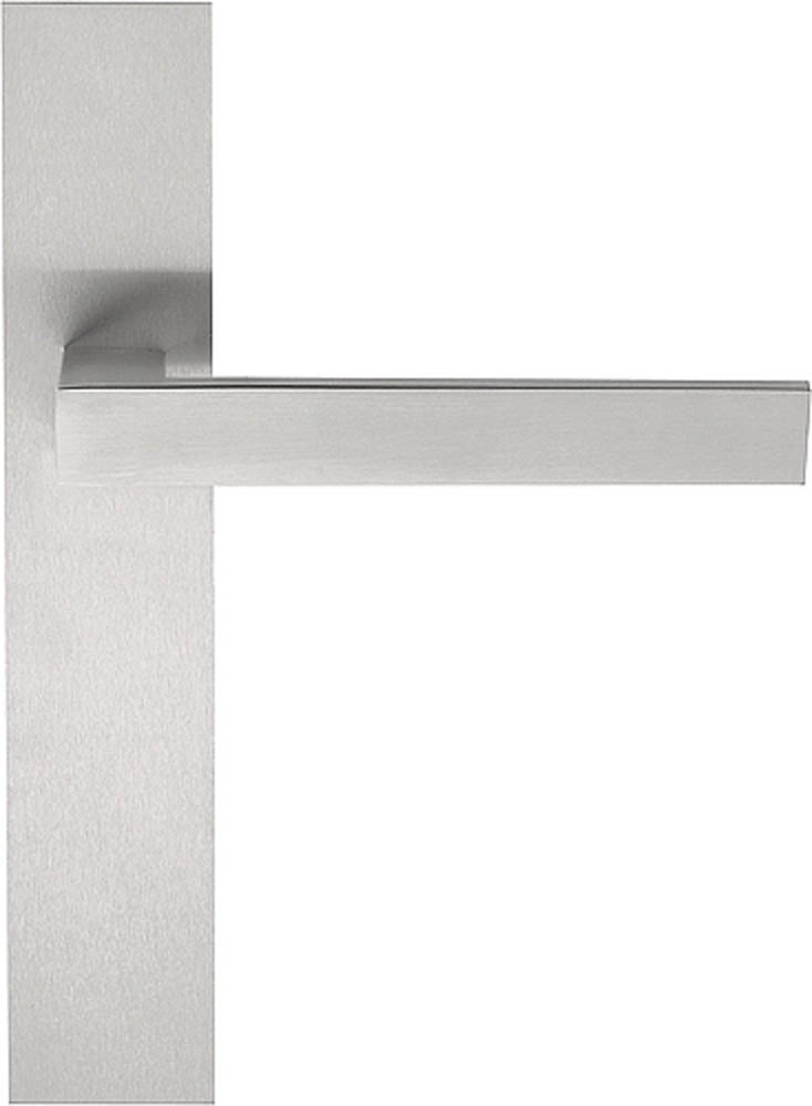 LSQ2CBP236SFC - unsprung lever handle with short neck on blank plate satin stainless steel