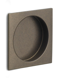 LSQ54 - single flush pull bronze
