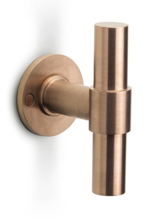 PBT20/50 - solid double sprung door handle on rose PVD champagne