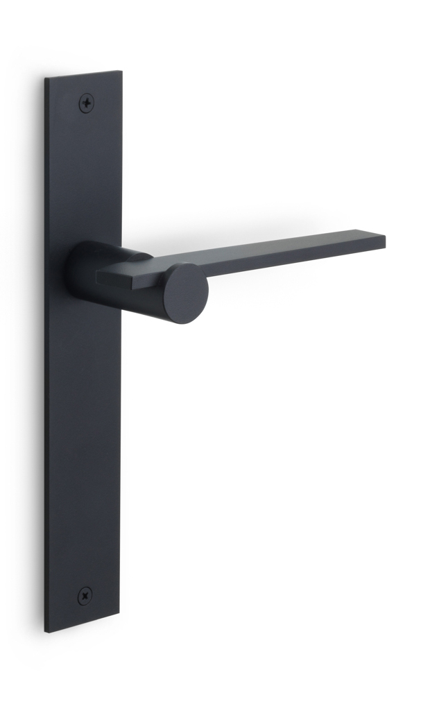 BB100P236SFC - unsprung lever handle on blank plate satin black