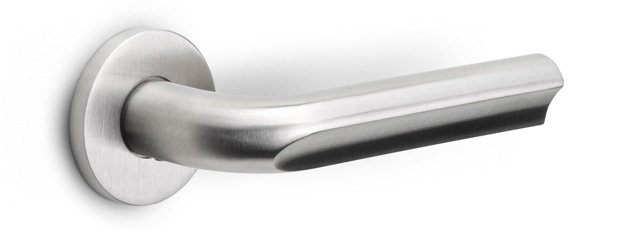 DR101-G - solid sprung door handle on rose PVD champagne