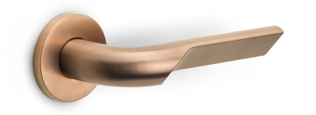 GL100-G - solid sprung door handle on rose bronze
