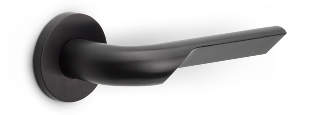GL100-G - solid sprung door handle on rose bronze