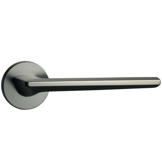 T2C Lever